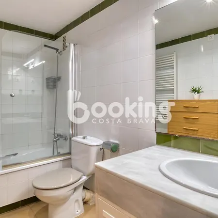 Apartment Petunias Apartament Per 6 Persones Amb Piscina Comunitaria A Politur, A 10 Minuts De Cala Rovira