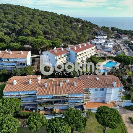Apartment Petunias Apartament Per 6 Persones Amb Piscina Comunitaria A Politur, A 10 Minuts De Cala Rovira