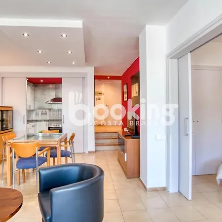 Petunias Apartament Per 6 Persones Amb Piscina Comunitaria A Politur, A 10 Minuts De Cala Rovira Apartment *